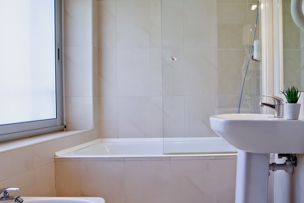 Zaragoza Plaza photo 3, hotel accommodation in San Sebastian on the Camino del Norte