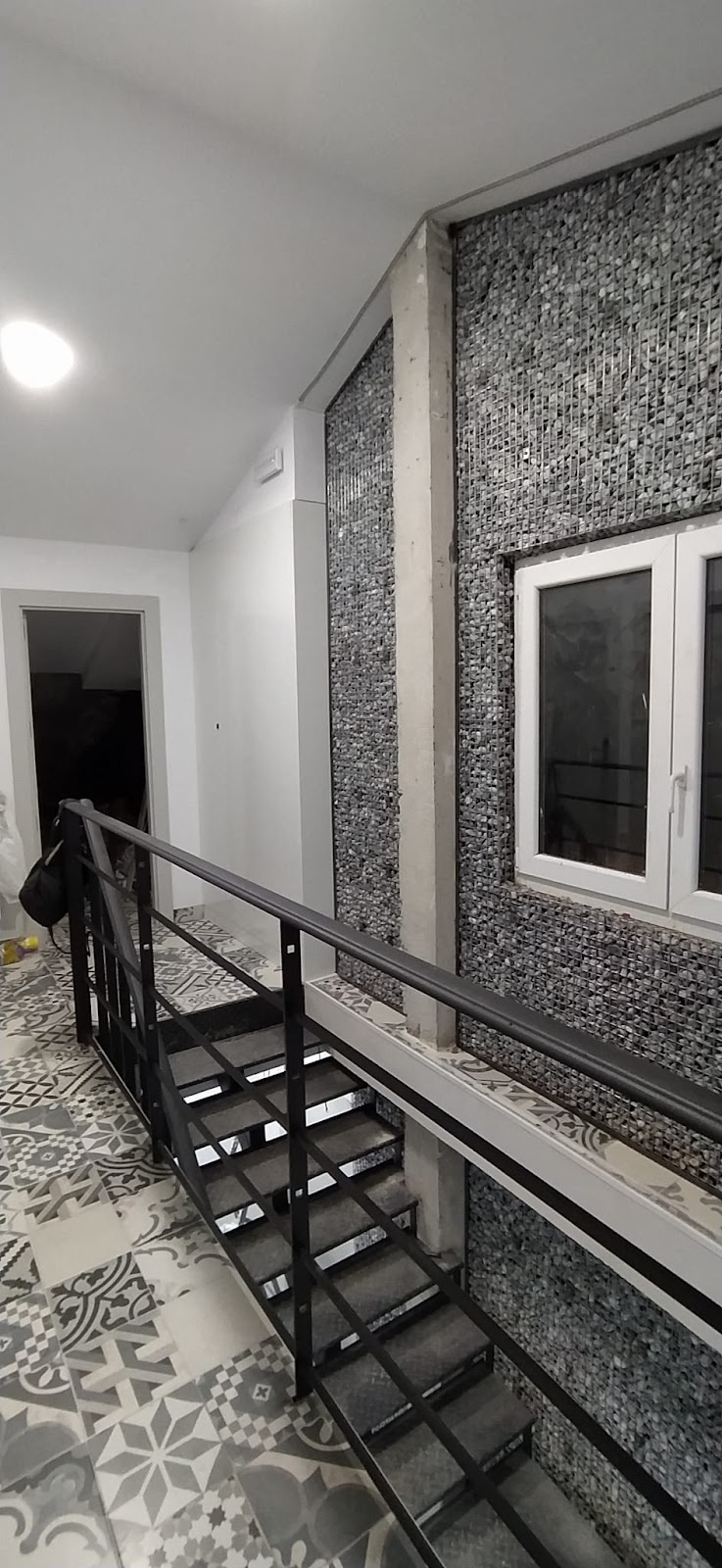 Alojamientos Aviche 6, apartment accommodation in Santander on the Camino del Norte