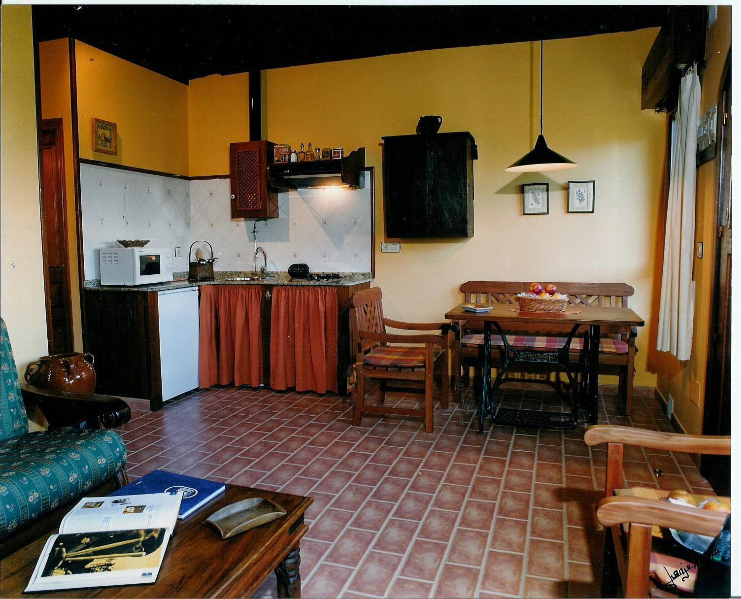 Apartamentos El Cueto photo 6, apartment accommodation in Soto de Luiña on the Camino del Norte
