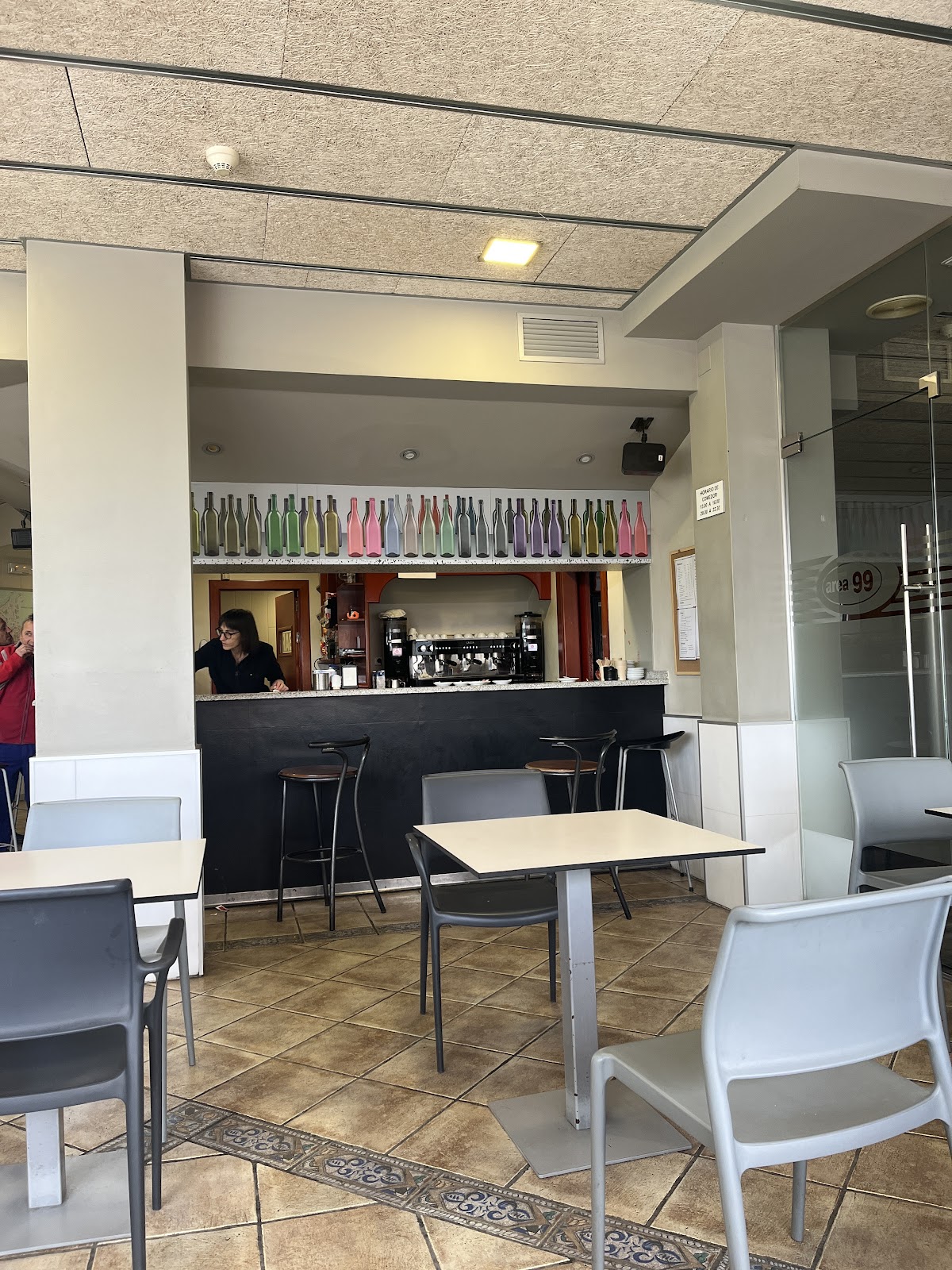 Area 99 photo 5, hotel accommodation in Ayegui on the Camino Frances