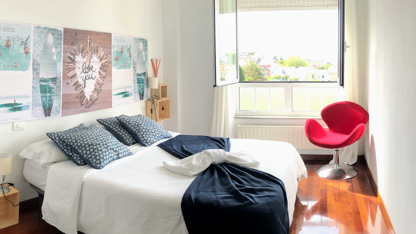 O Faro Apartments, apartment accommodation in Ribadeo on the Camino del Norte