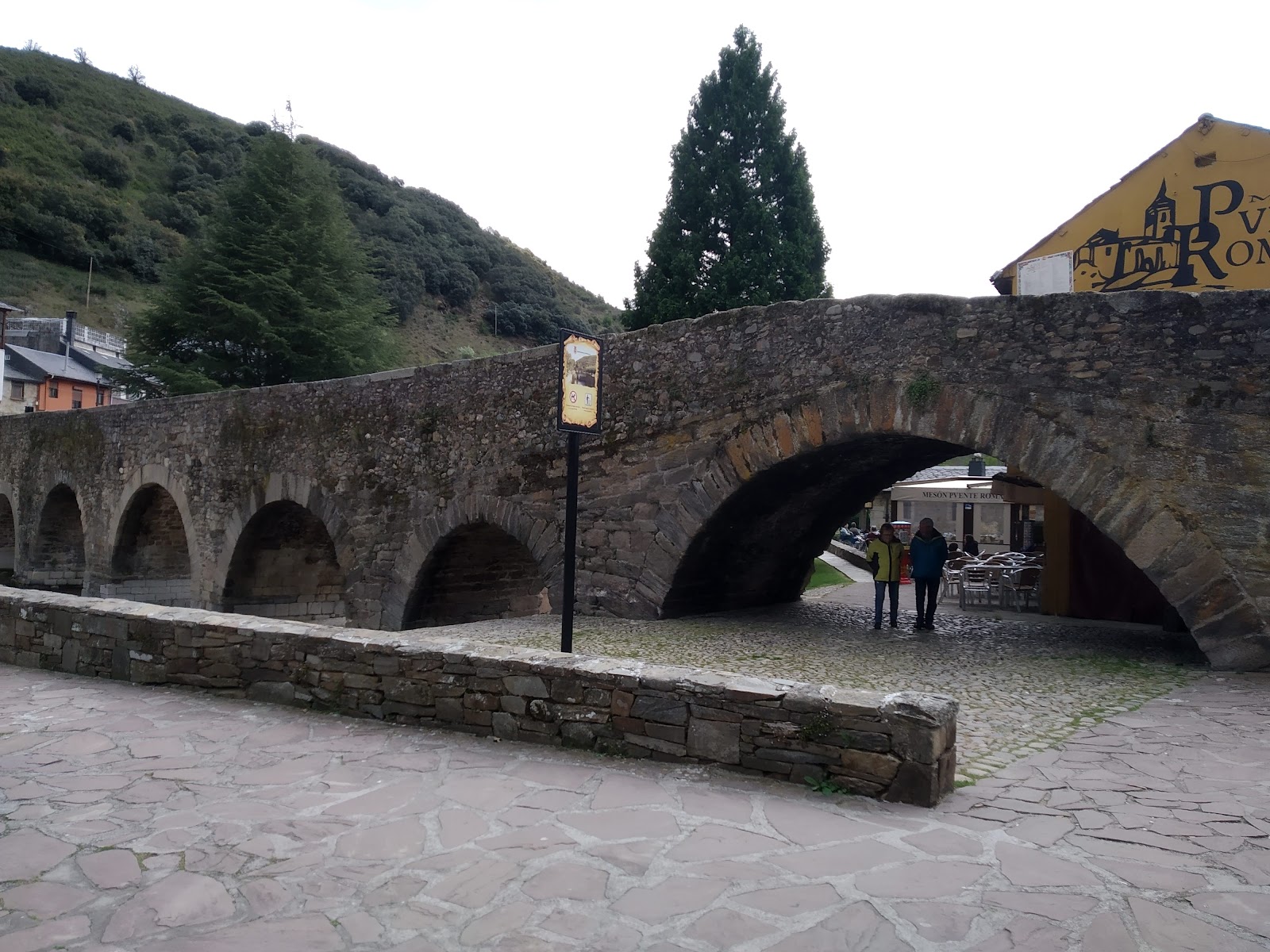 Hostal El Horno photo 10, guesthouse accommodation in Molinaseca on the Camino Frances