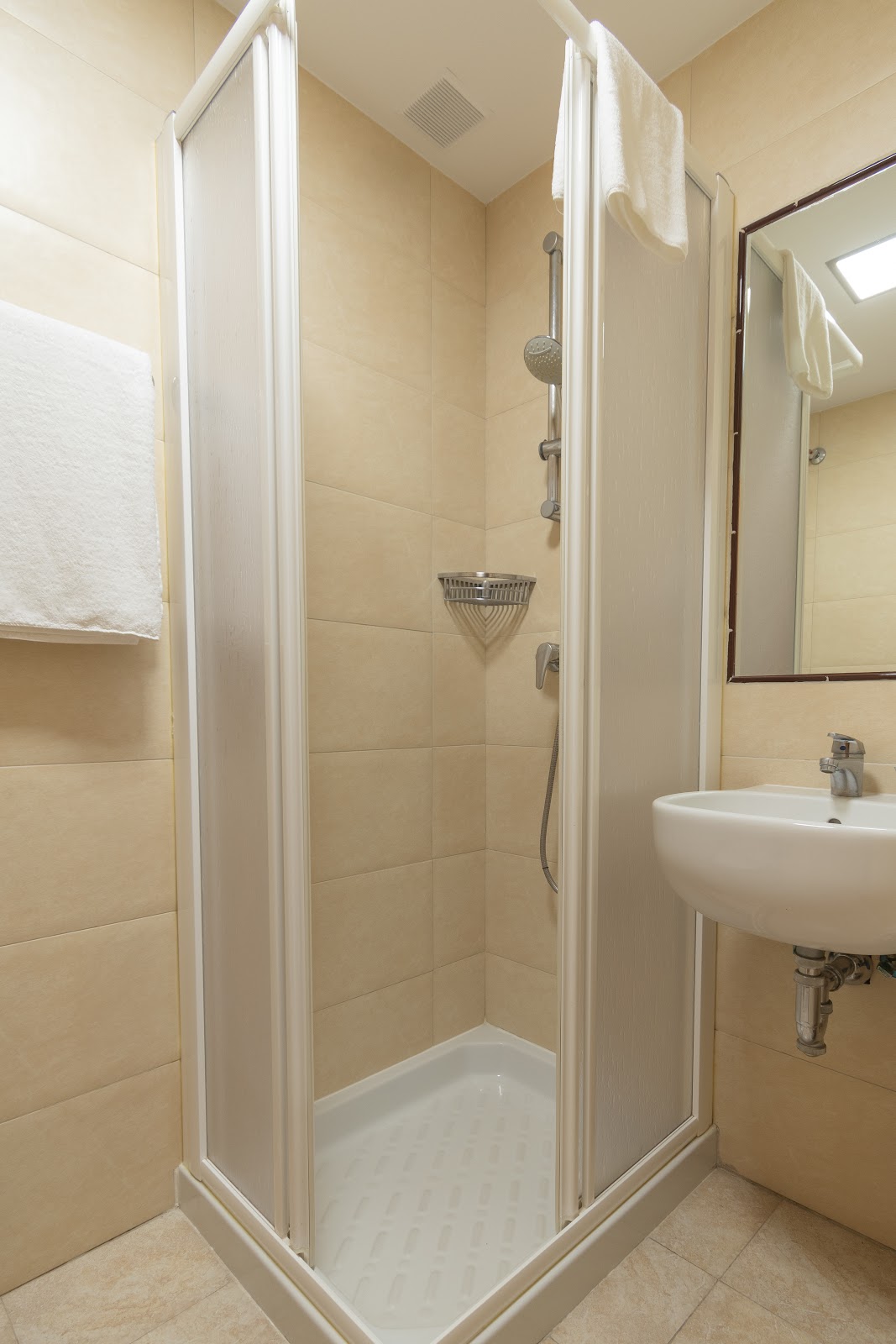Hotel Alda Centro Pamplona photo 7, hotel accommodation in Pamplona on the Camino Frances