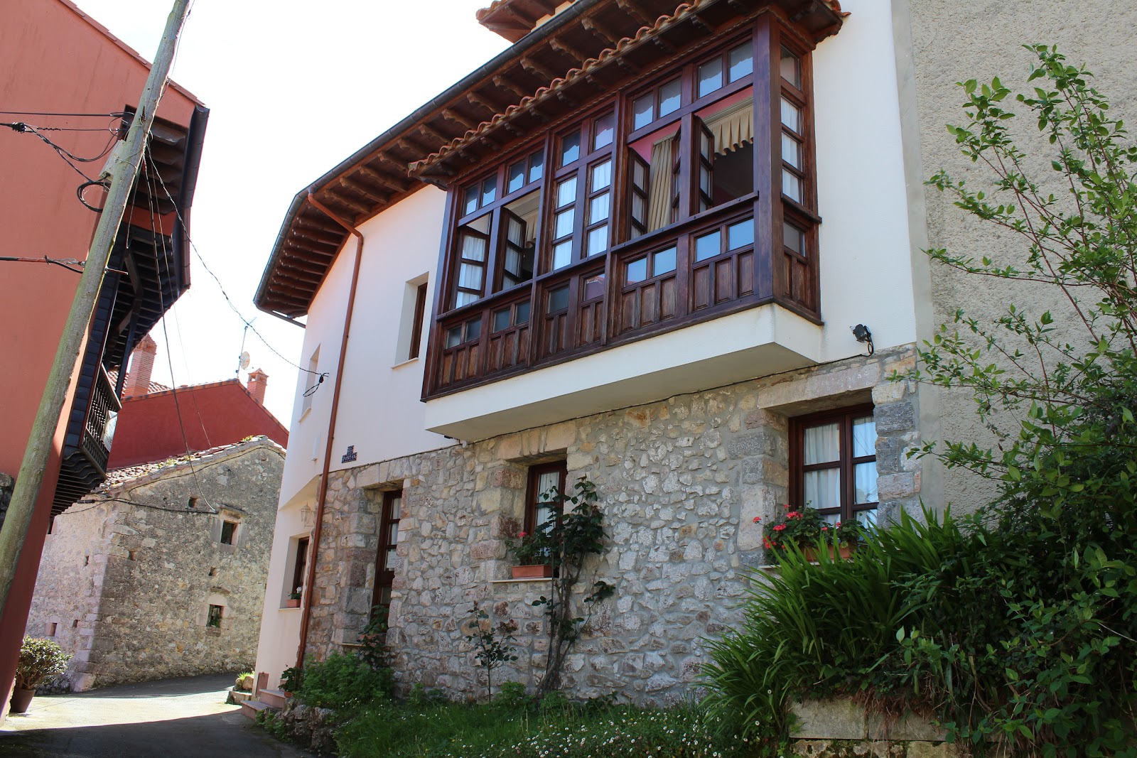 Maribel II, pension accommodation in Andrin on the Camino del Norte