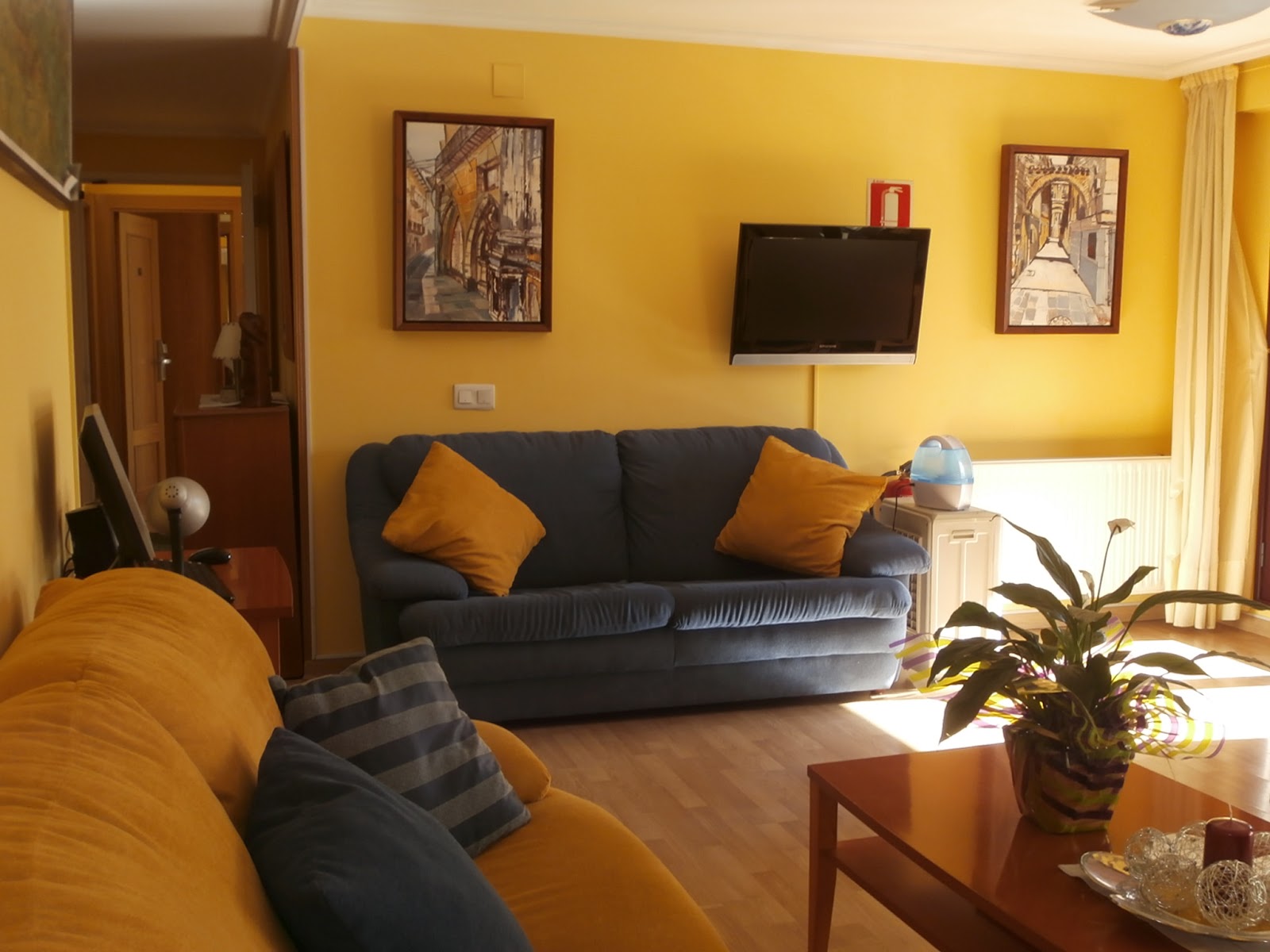 Hostal El Volante photo 5, hostel accommodation in Estella on the Camino Frances