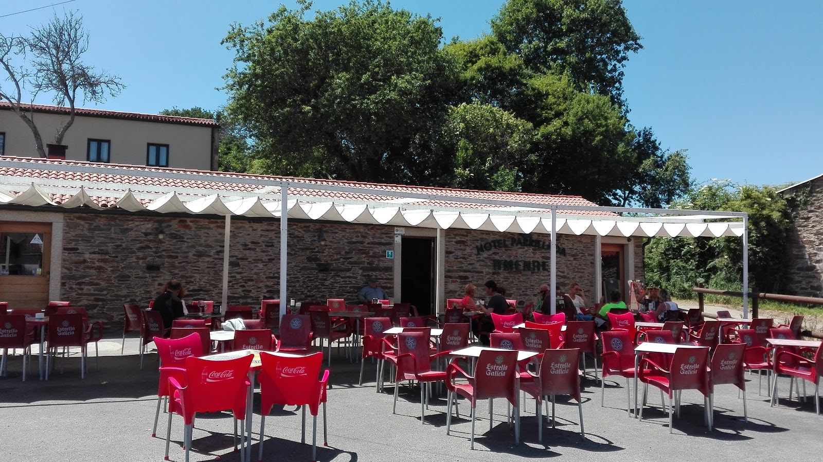 Hotel Restaurante Amenal, hotel accommodation in Amenal on the Camino Frances