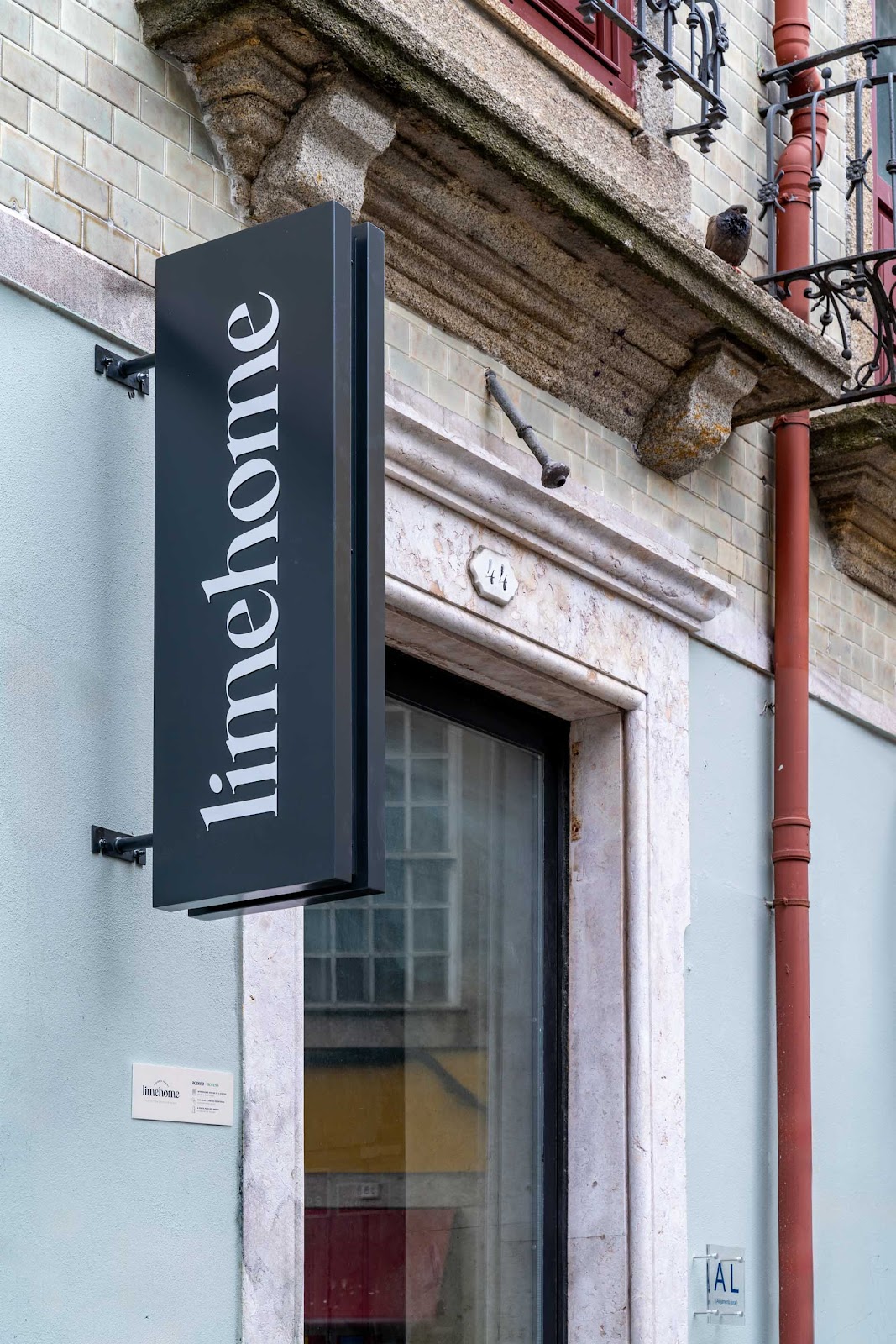 Limehome Porto Rua Das Oliveiras photo 9, accommodation listing in Porto on the Camino Portuguese