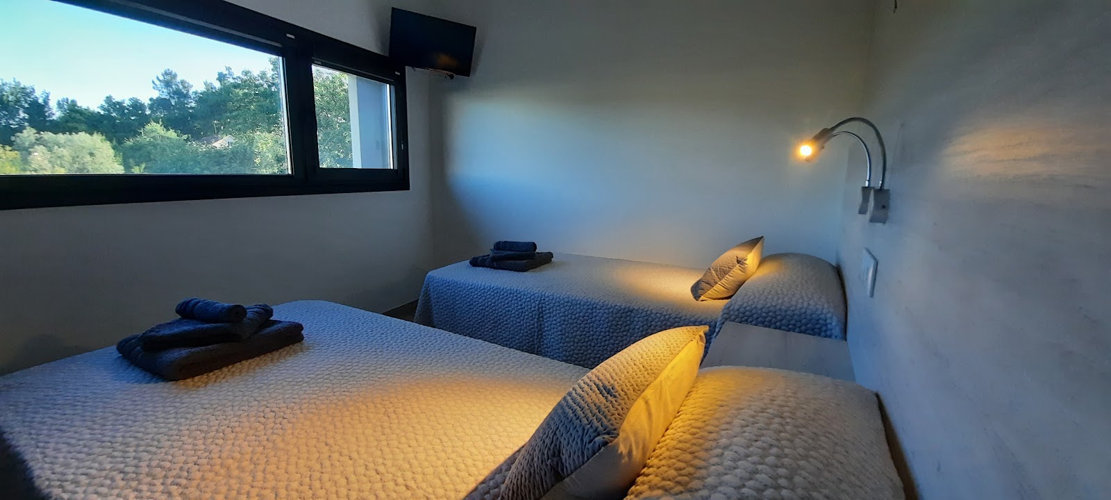 Guest House Clarevar photo 2, hostel accommodation in Camino complementario en Orbenlle on the Camino Portuguese
