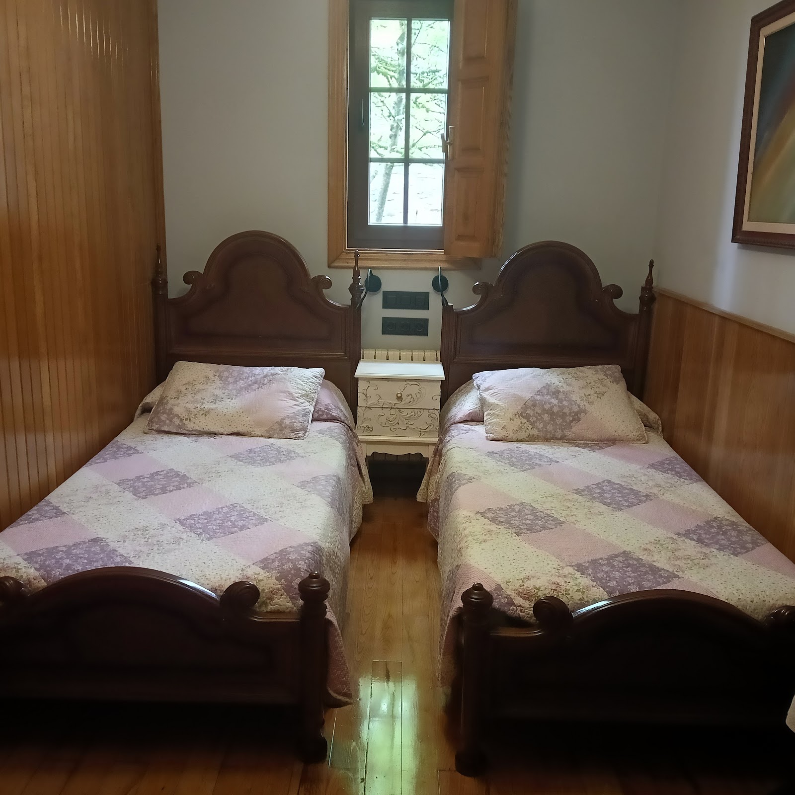 Alberguería Frade photo 4, hostel accommodation in O Cebreiro on the Camino Frances