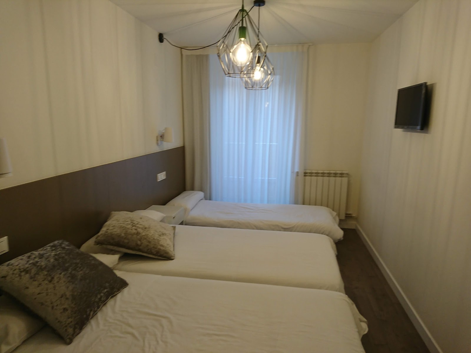 Hotel Jacobeo photo 10, hotel accommodation in Burgos on the Camino Frances