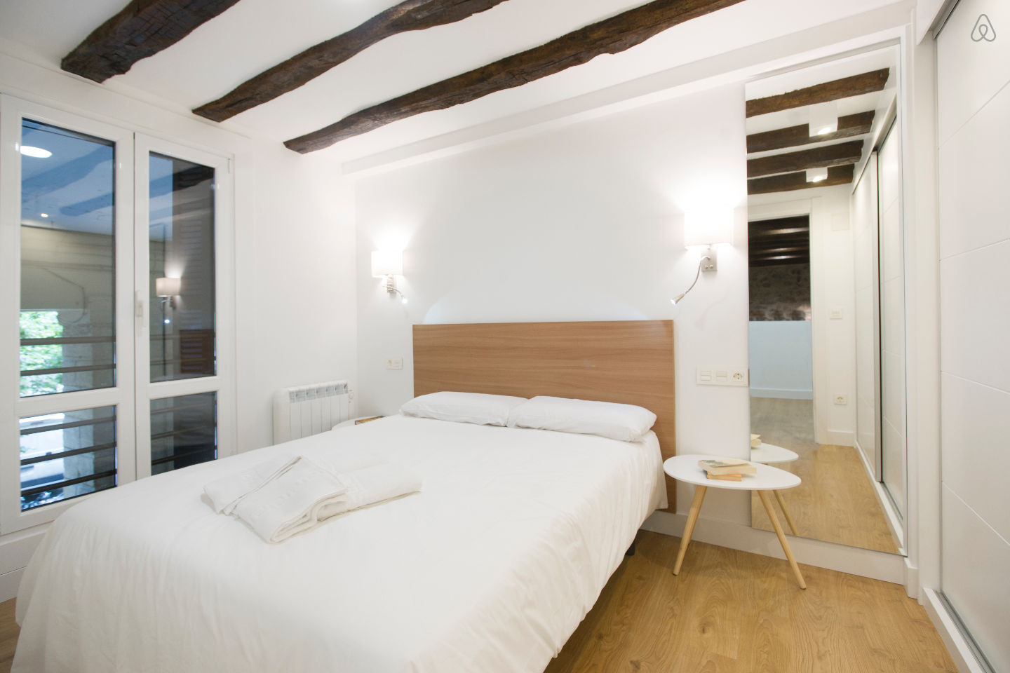 San Sebastian Apartments: OLD TOWN NEAR BEACH - www·SanSebastianApartments·es - vacation hotel holiday home rental photo 3, hotel accommodation in San Sebastian on the Camino del Norte