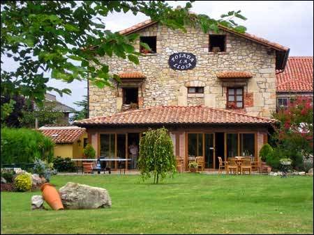 Posada La Llosa de Viveda photo 4, pension accommodation in Capilla del Barrio Pereo on the Camino del Norte