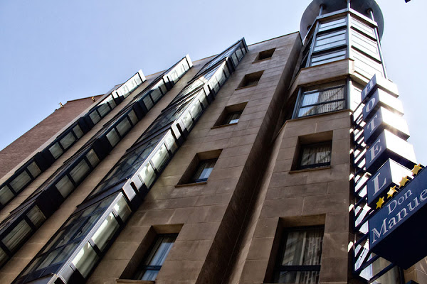 Hotel Don Manuel, hotel accommodation in Gijón on the Camino del Norte