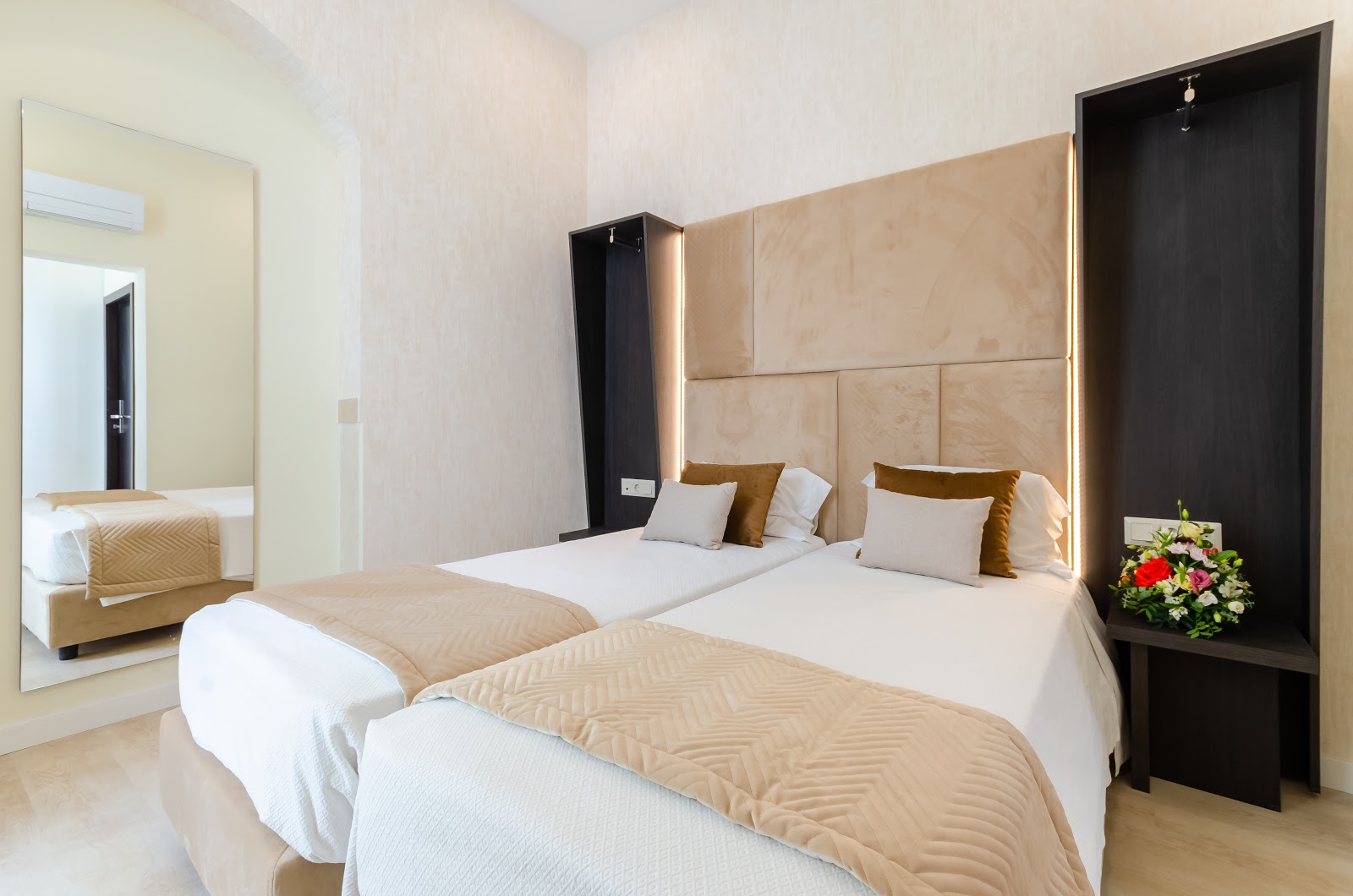 Hotel Duas Nações, hotel accommodation in Lisbon on the Camino Portuguese