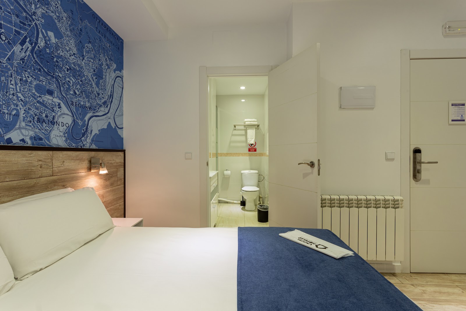 Blue Bilbao photo 9, hotel accommodation in Bilbao on the Camino del Norte
