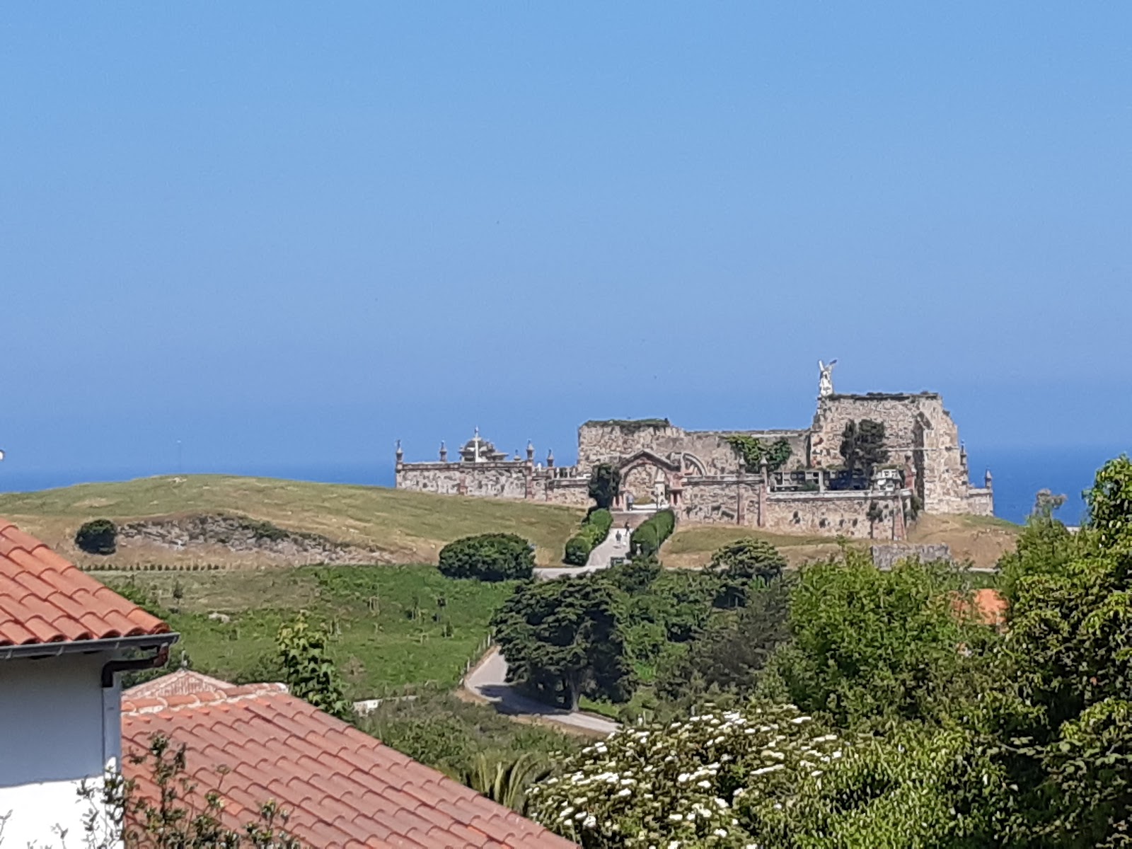 Pasaje San Jorge, guesthouse accommodation in Comillas on the Camino del Norte
