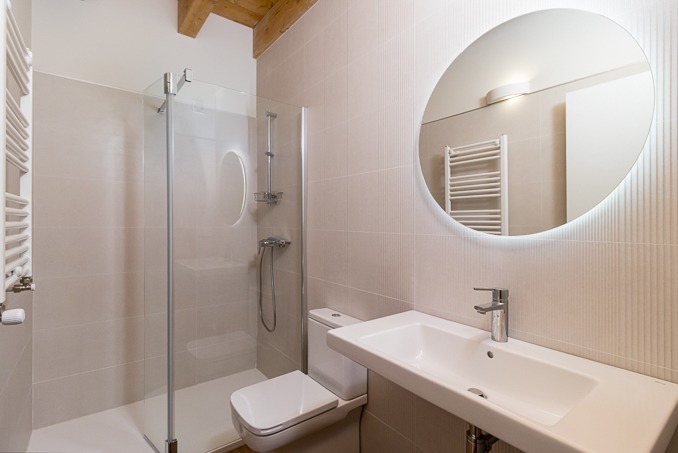 Apartamentos La Botica photo 2, apartment accommodation in Comillas on the Camino del Norte