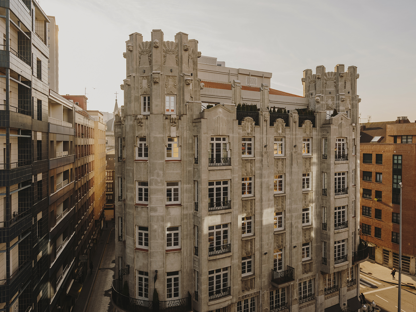 EL MÔDERNE HOTEL GIJÓN, hotel accommodation in Gijón on the Camino del Norte
