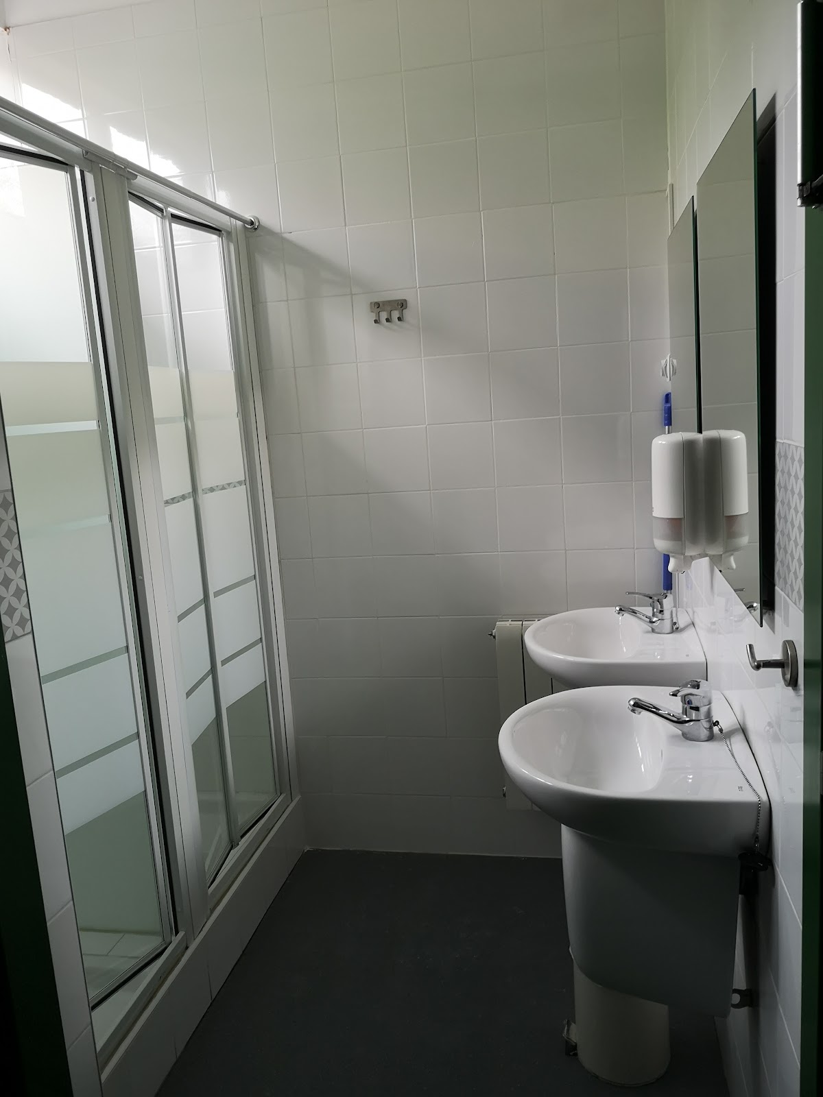 Hostel de las Facultades photo 3, albergue accommodation in Santander on the Camino del Norte