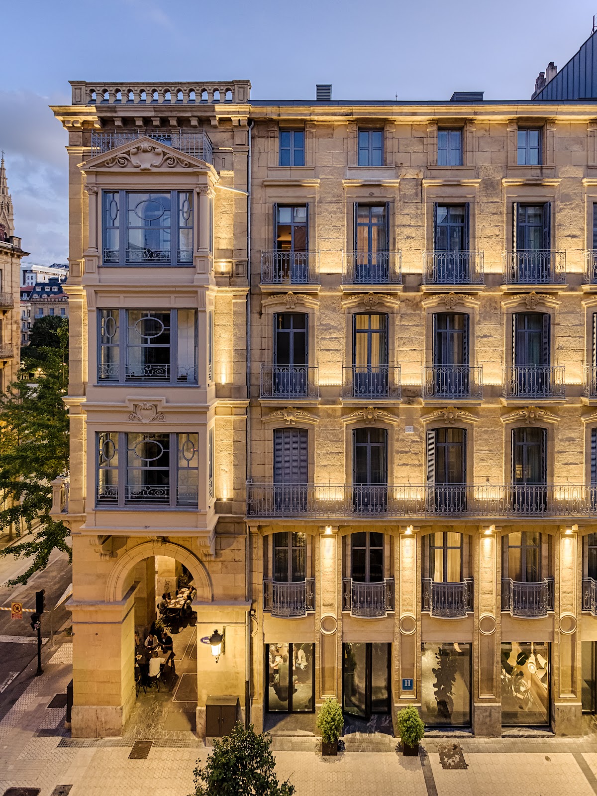Hotel Arbaso, hotel accommodation in San Sebastian on the Camino del Norte