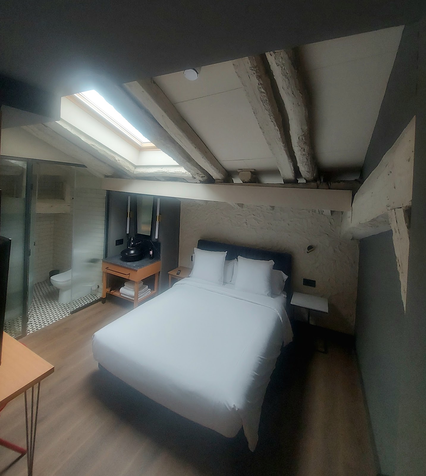 LETOH LETOH Bilbao photo 10, guesthouse accommodation in Bilbao on the Camino del Norte