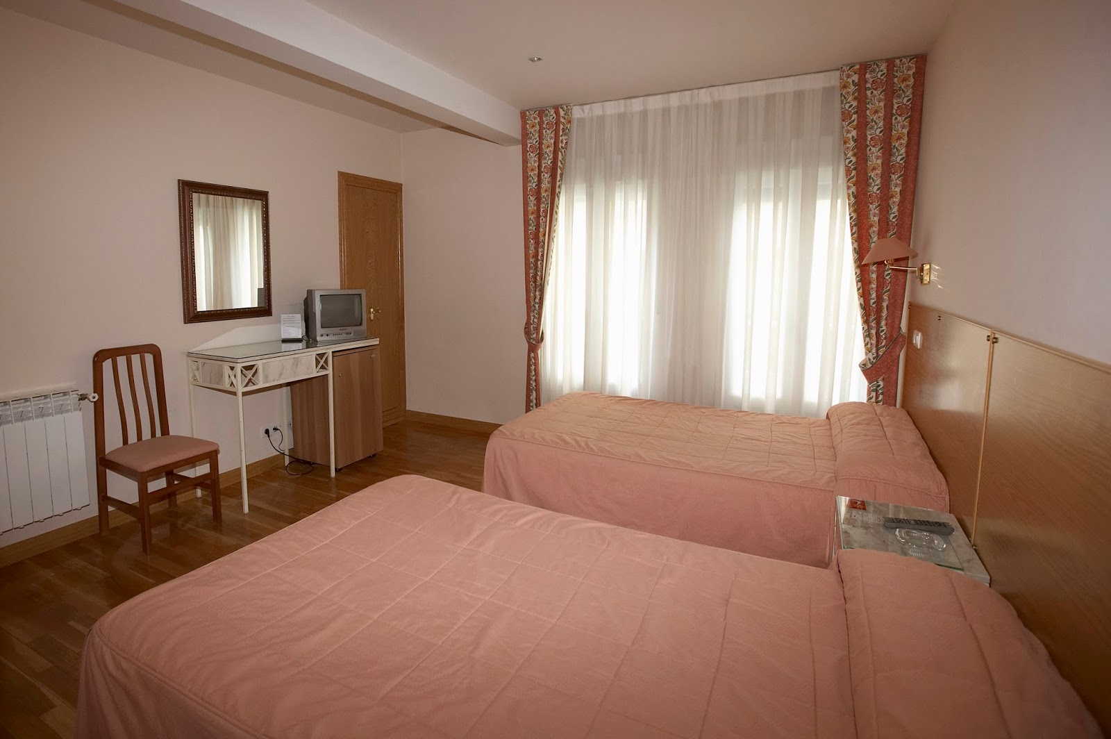 Hostal Bezana photo 2, guesthouse accommodation in Burgos on the Camino Frances