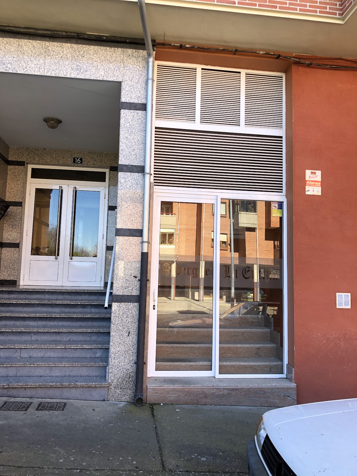 Albergue La Encina, hostel accommodation in Hospital de Orbigo on the Camino Frances