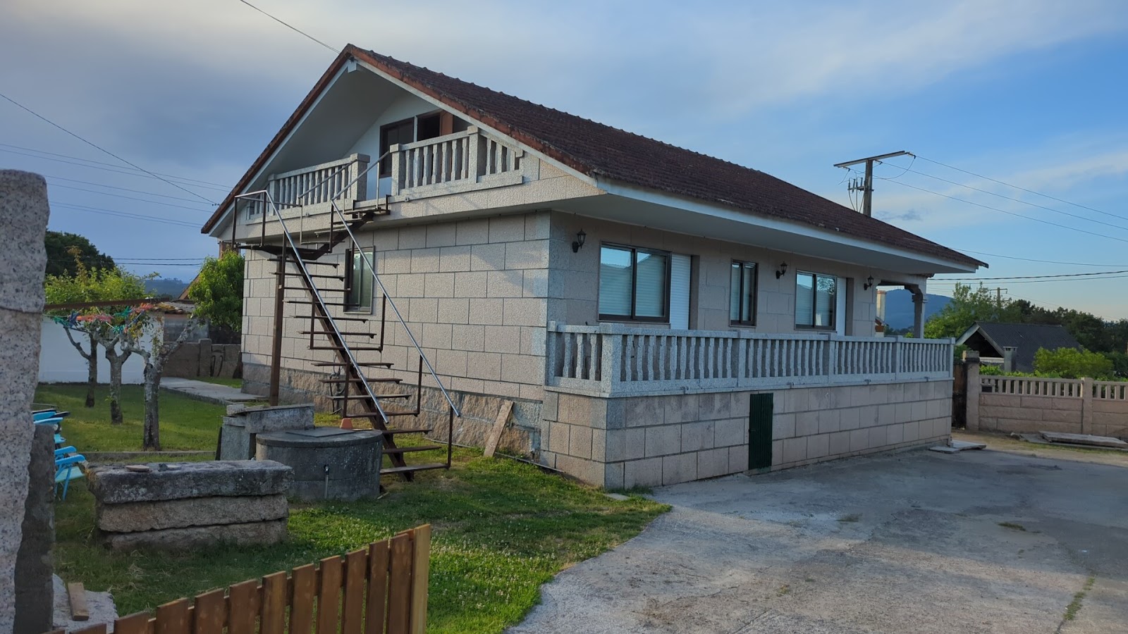 Casa Celia camino portugues, guesthouse accommodation in Camino complementario en Orbenlle on the Camino Portuguese