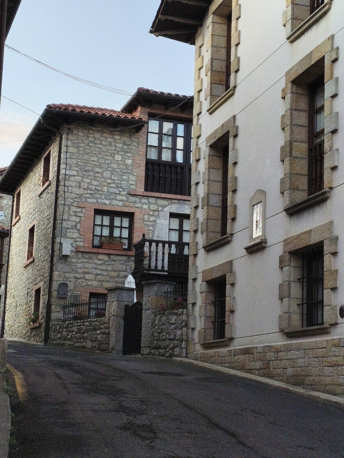 La Trufa Roja, hotel accommodation in Unquera on the Camino del Norte