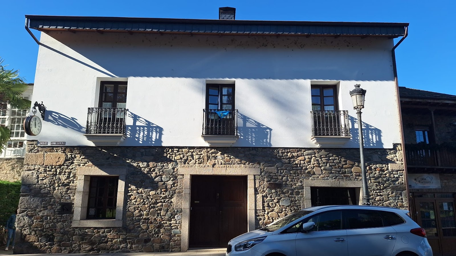 Hotel Rural Casa Del Reloj photo 8, accommodation listing in Molinaseca on the Camino Frances