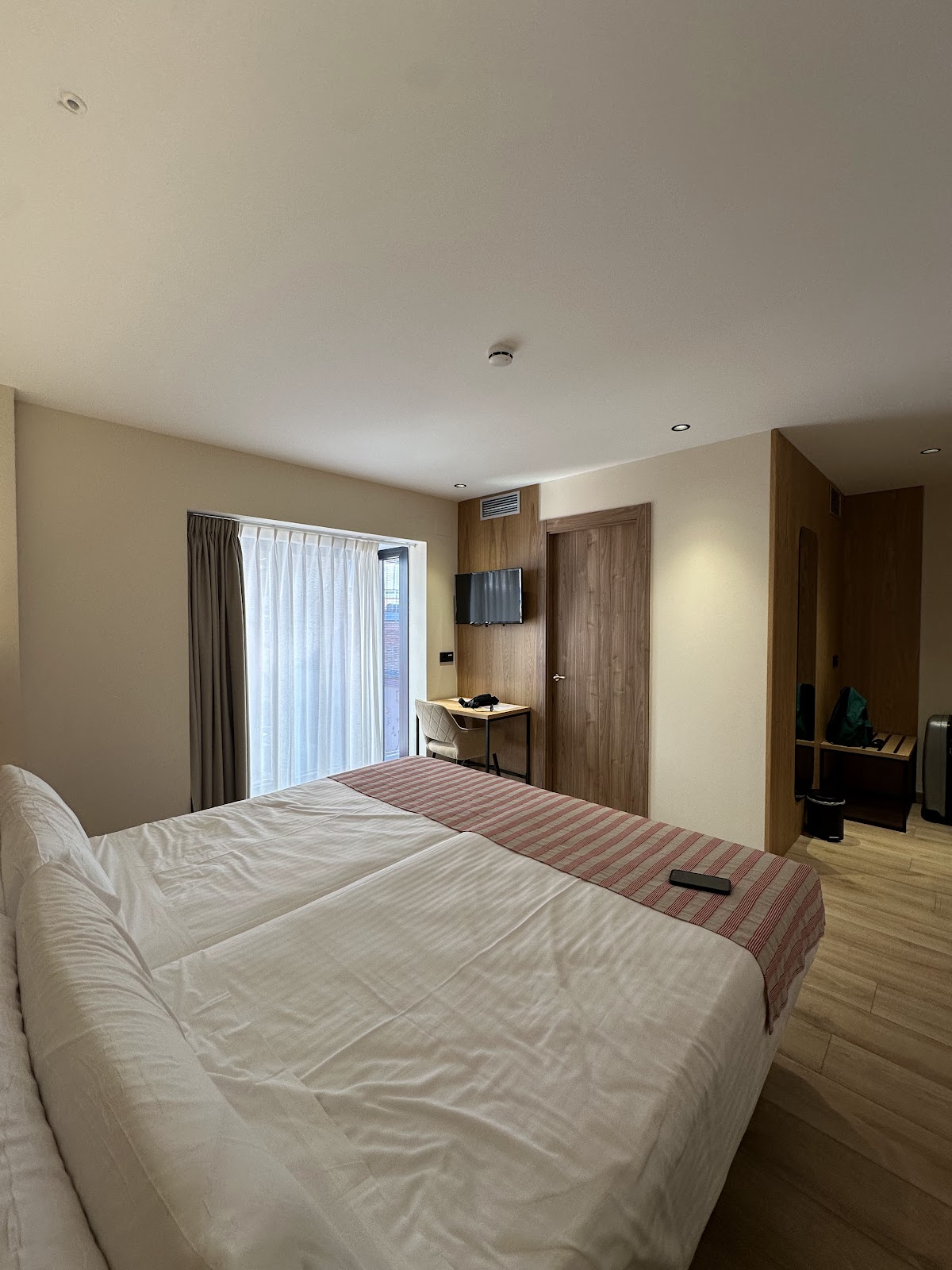 FC LOS CUBOS AUTO CHECK-IN photo 5, accommodation listing in León on the Camino Frances