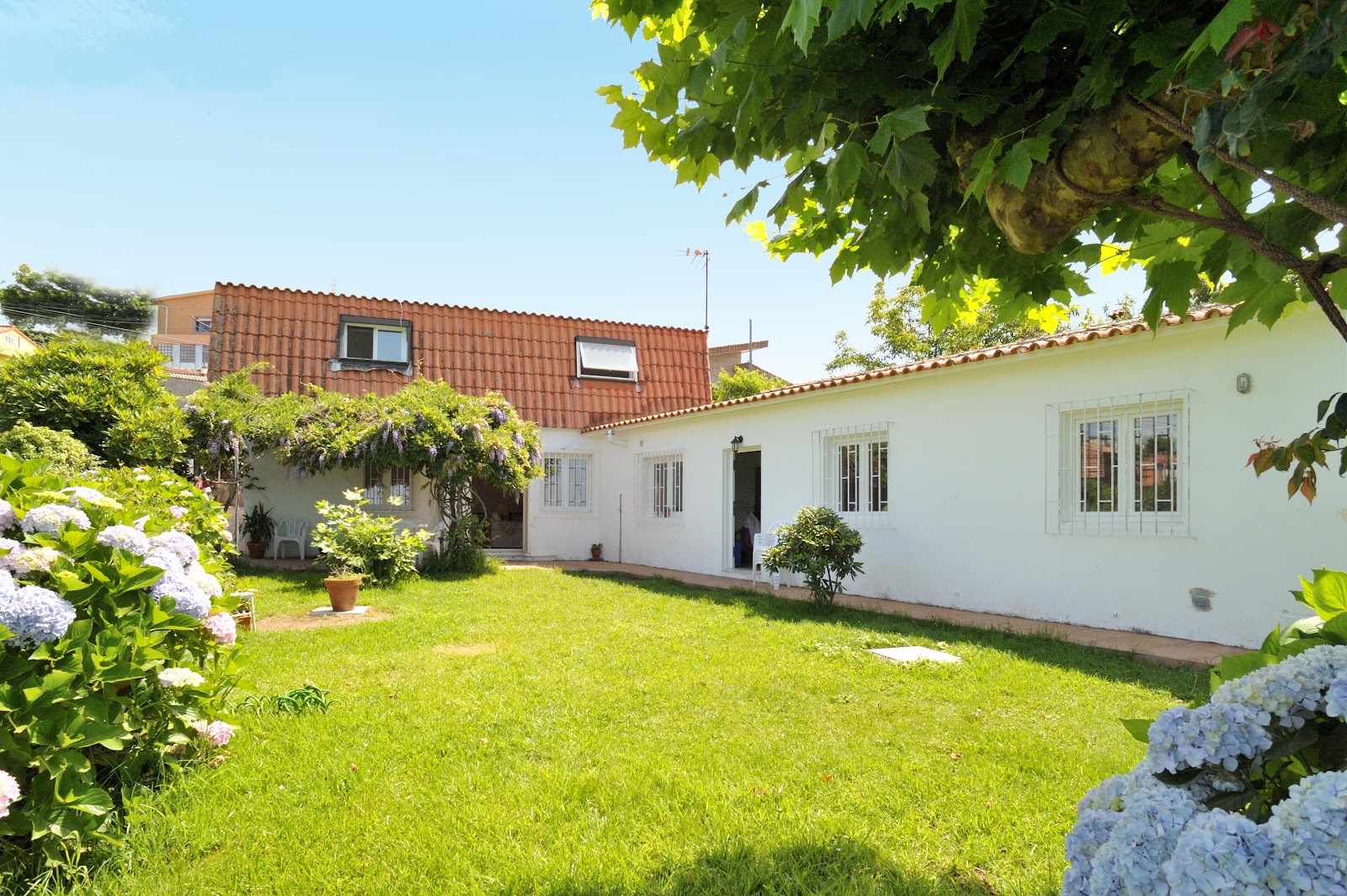 Casa Sayanes, villa accommodation in Vigo Coastal / Litoral Split on the Camino Portuguese