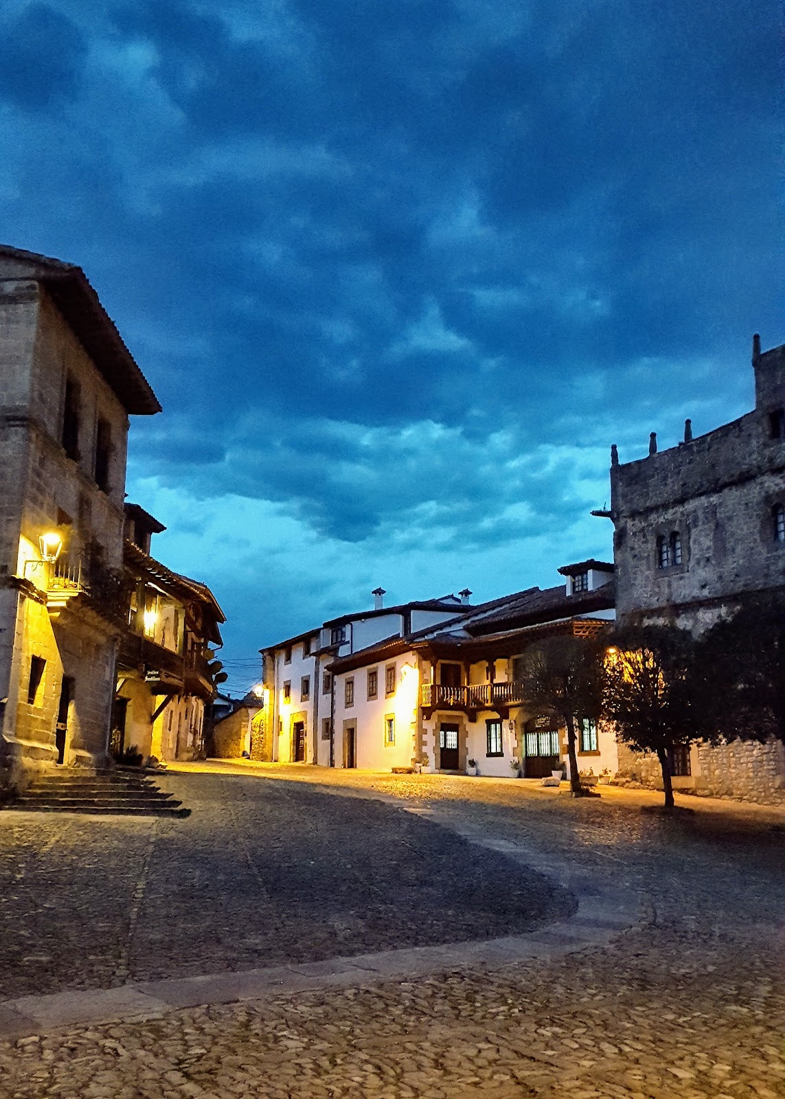 La Casa Solariega photo 8, hotel accommodation in Santillana del Mar on the Camino del Norte