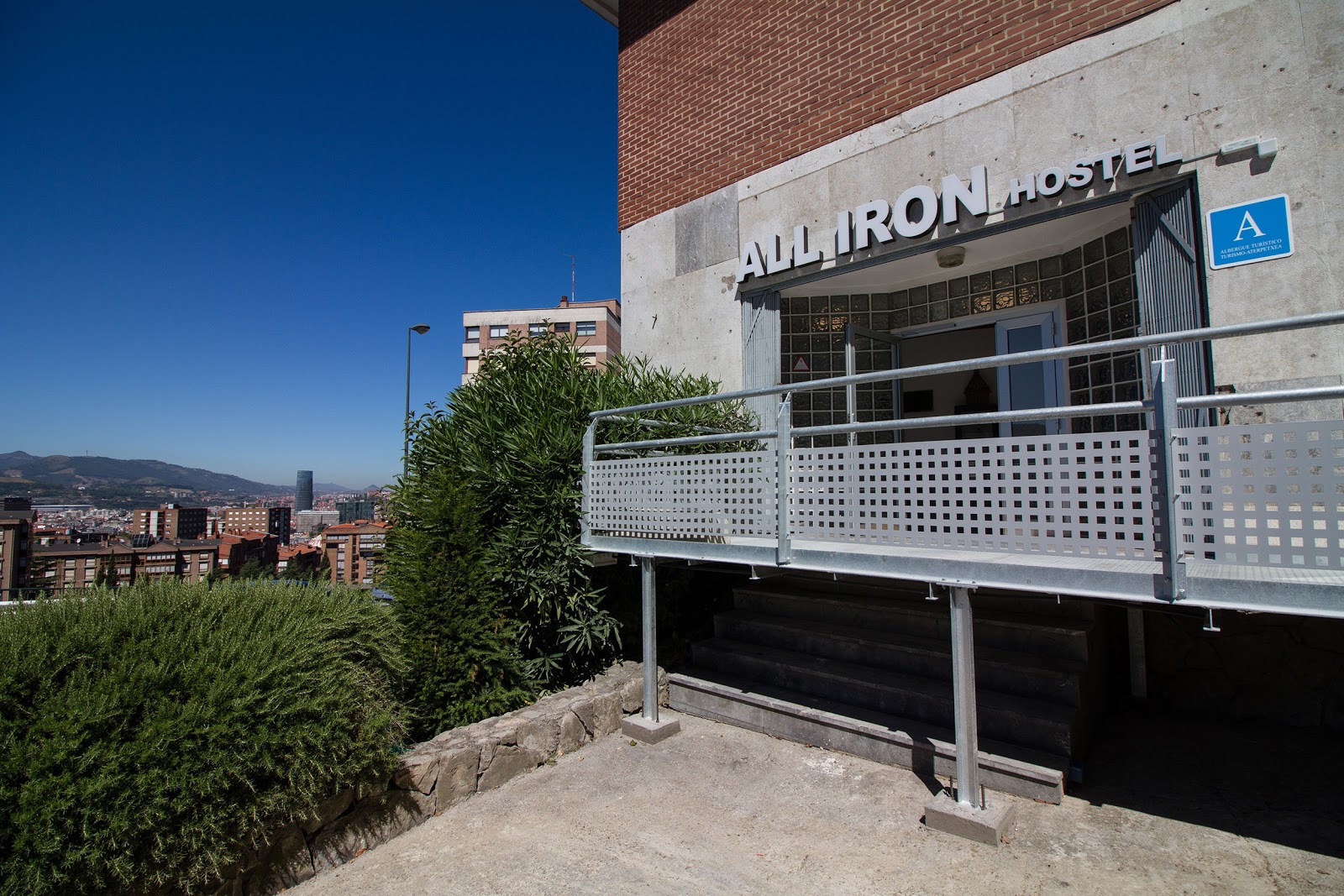 ALL IRON HOSTEL photo 8, albergue accommodation in Bilbao on the Camino del Norte
