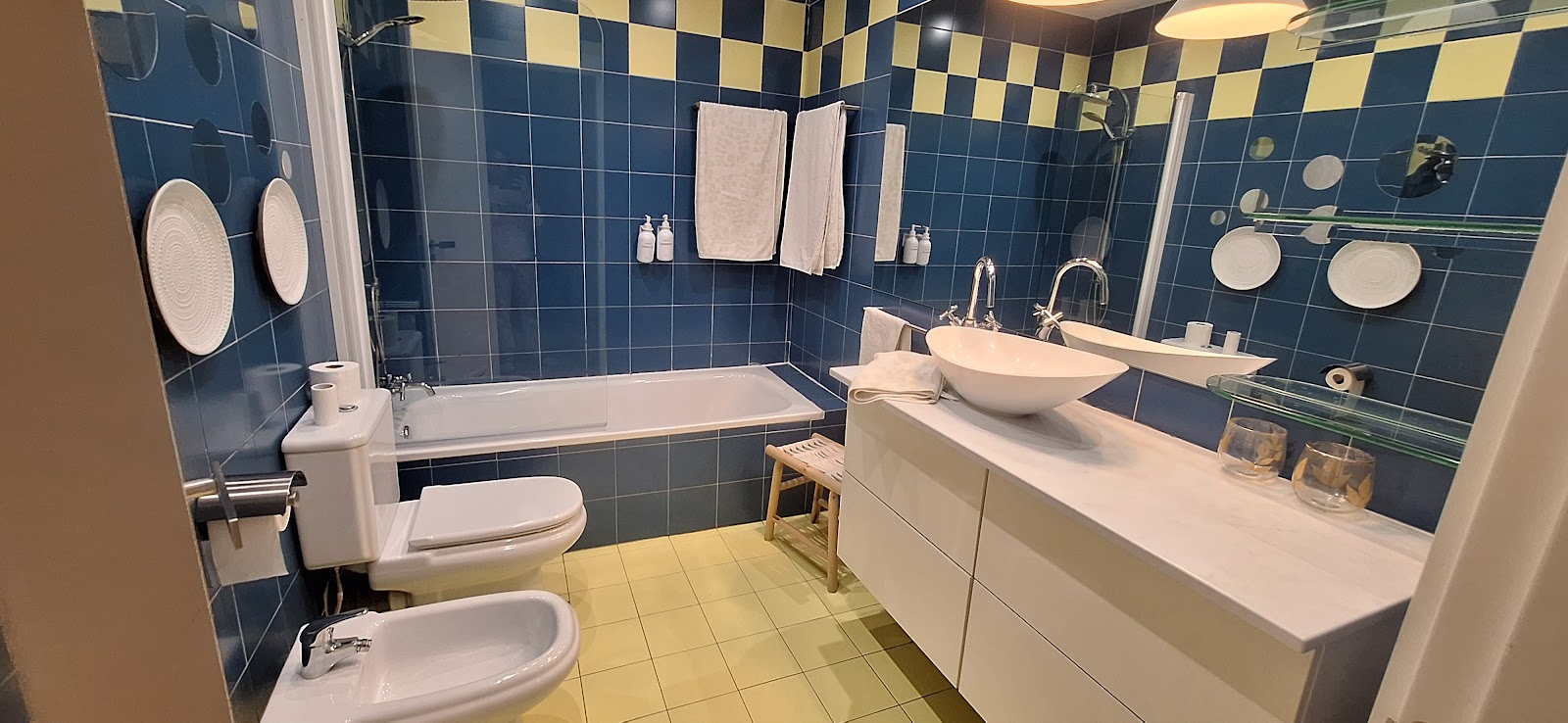 Estilosa casa Golf suite photo 3, guesthouse accommodation in Huarte on the Camino Frances