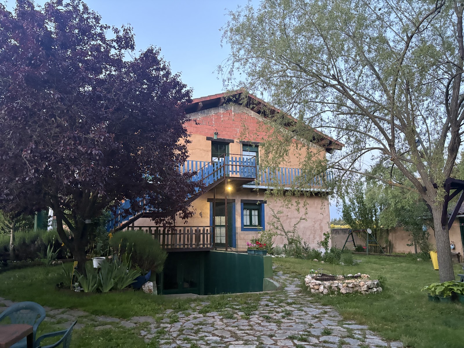 ALBERGUE peregrinos CASAFLOR photo 5, hostel accommodation in Murias de Rechivaldo on the Camino Frances