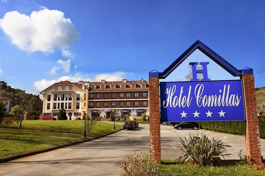 Hotel Comillas, hotel accommodation in Comillas on the Camino del Norte