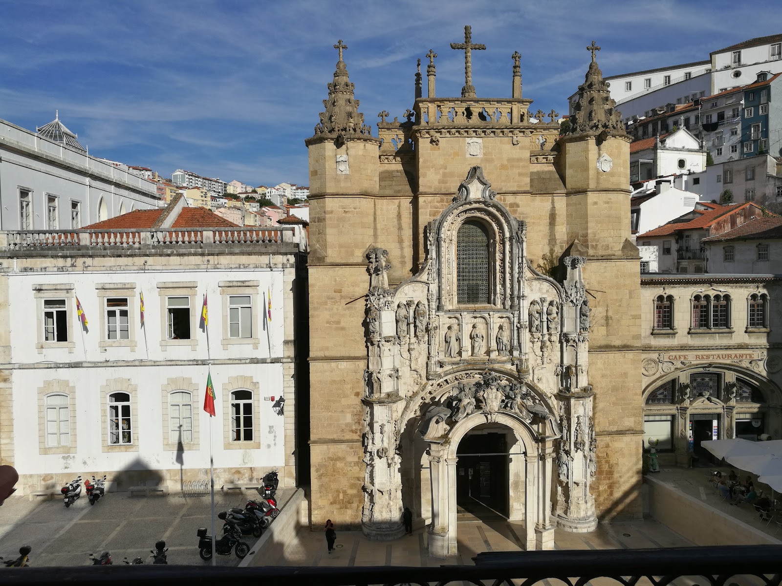 Pensão Santa Cruz photo 6, guesthouse accommodation in Coimbra on the Camino Portuguese