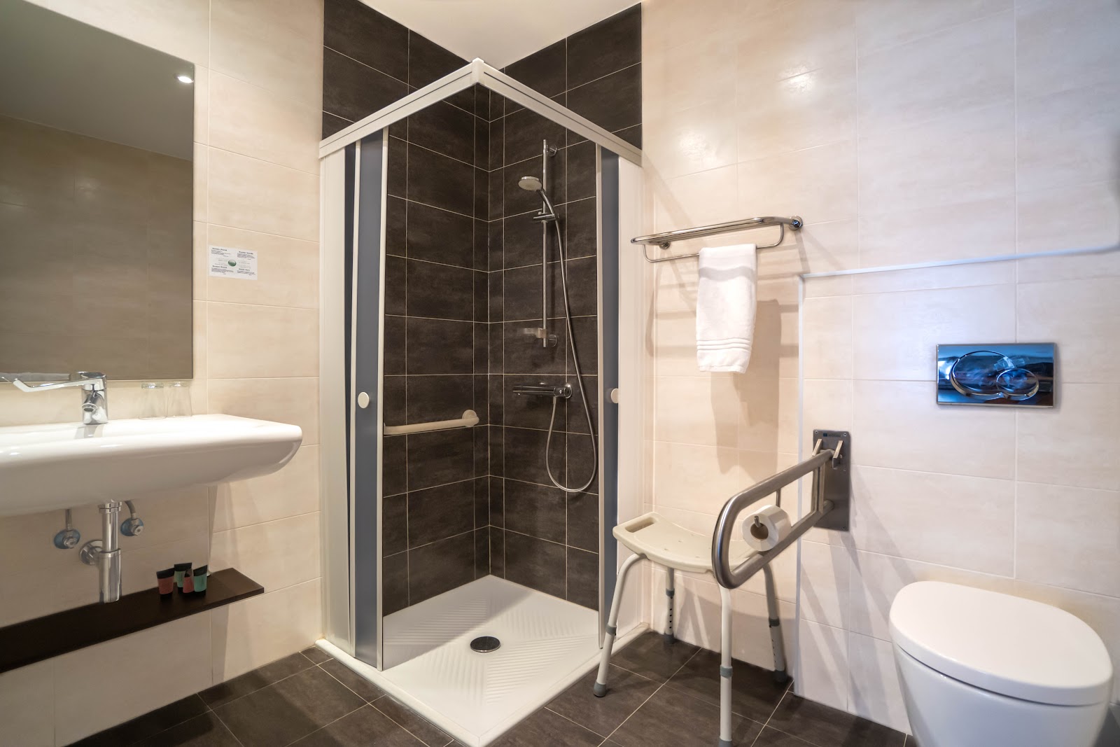 Sirimiri hotela photo 3, hotel accommodation in Bilbao on the Camino del Norte