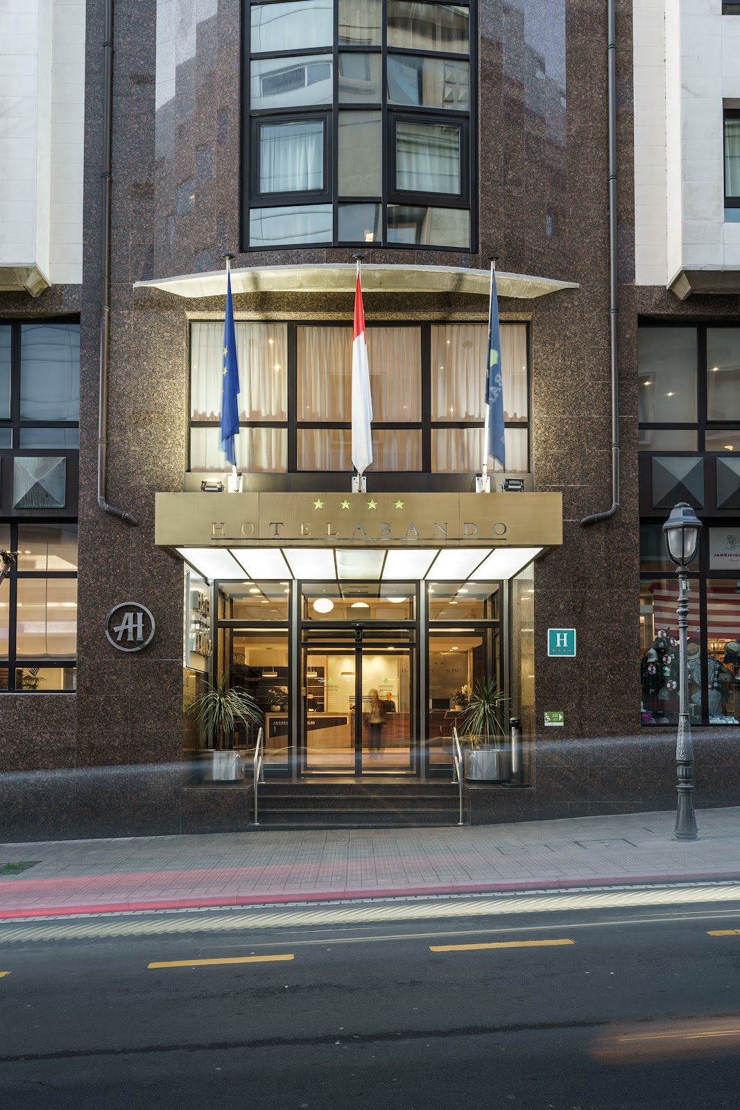 HOTEL ABANDO, hotel accommodation in Bilbao on the Camino del Norte