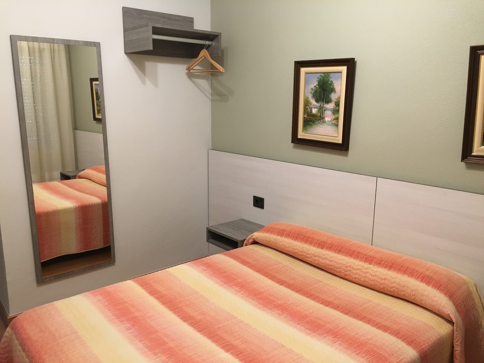 Hostal El Chocolatero photo 7, guesthouse accommodation in Castildelgado on the Camino Frances
