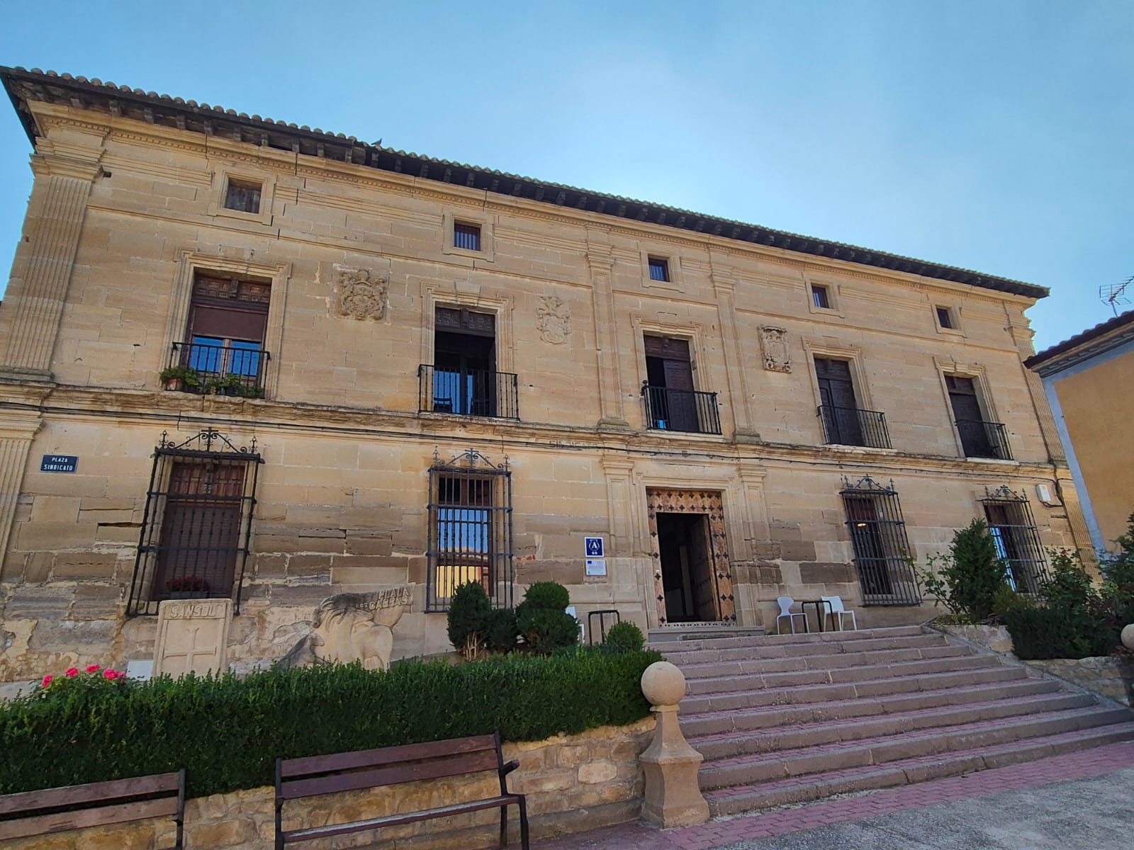 PALACIO DE SANSOL photo 3, hostel accommodation in Sansol on the Camino Frances