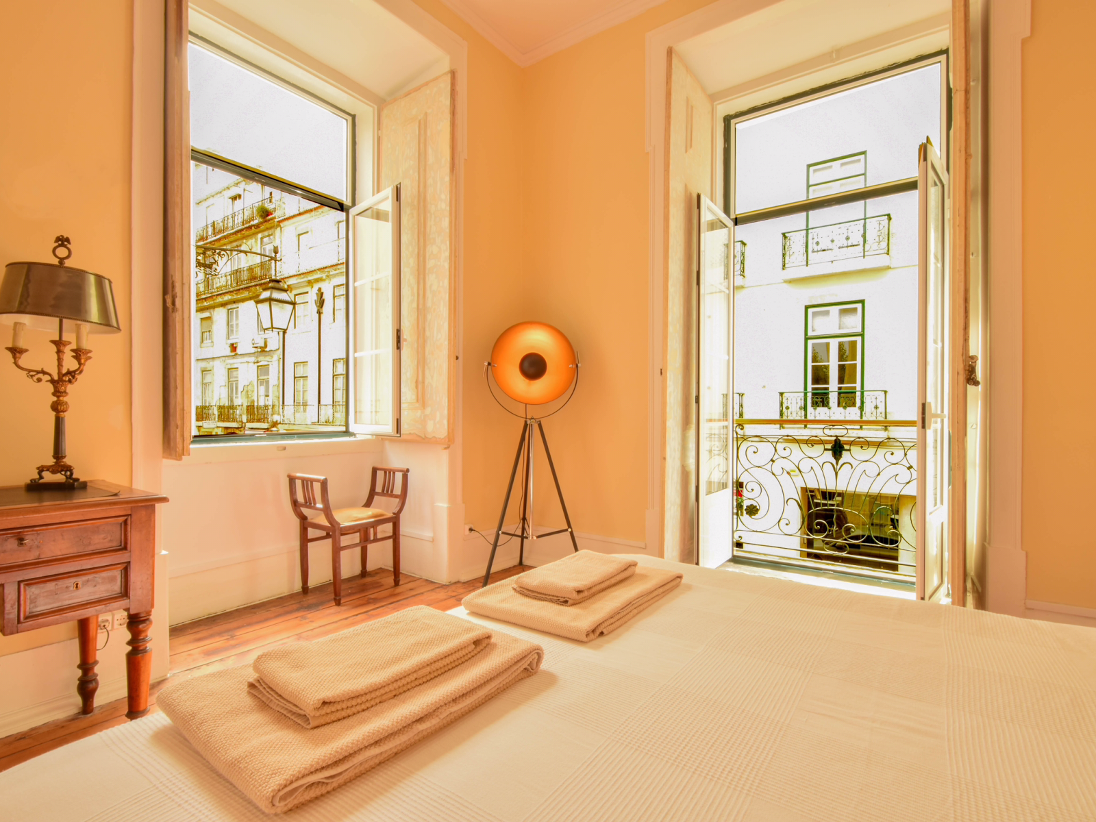 Lost Lisbon :: Chiado House photo 8, guesthouse accommodation in Lisbon on the Camino Portuguese
