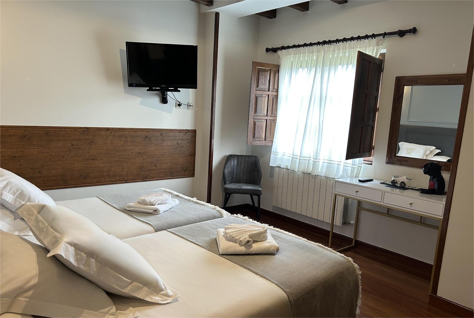 Hotel San Marcos photo 8, albergue accommodation in Santillana del Mar on the Camino del Norte