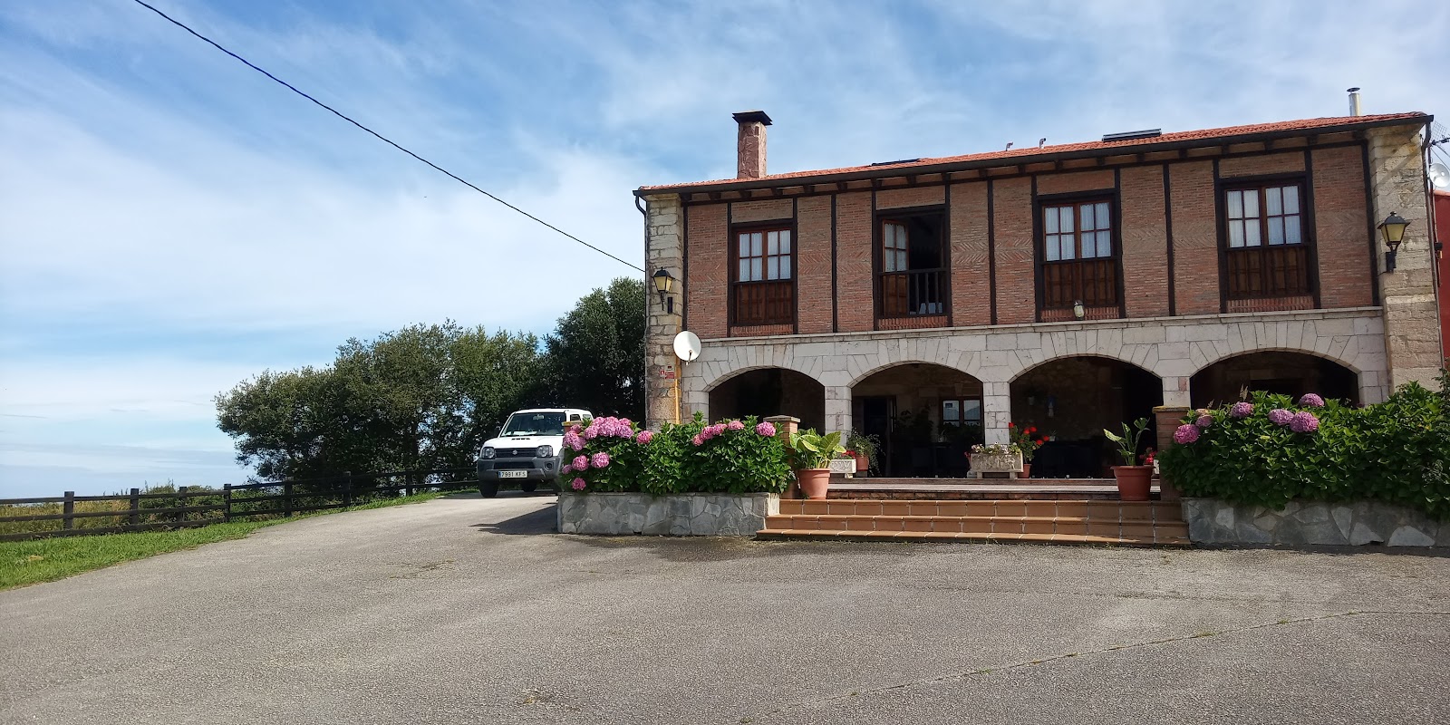 Posada El Balcón, pension accommodation in San Vicente de la Barquera on the Camino del Norte
