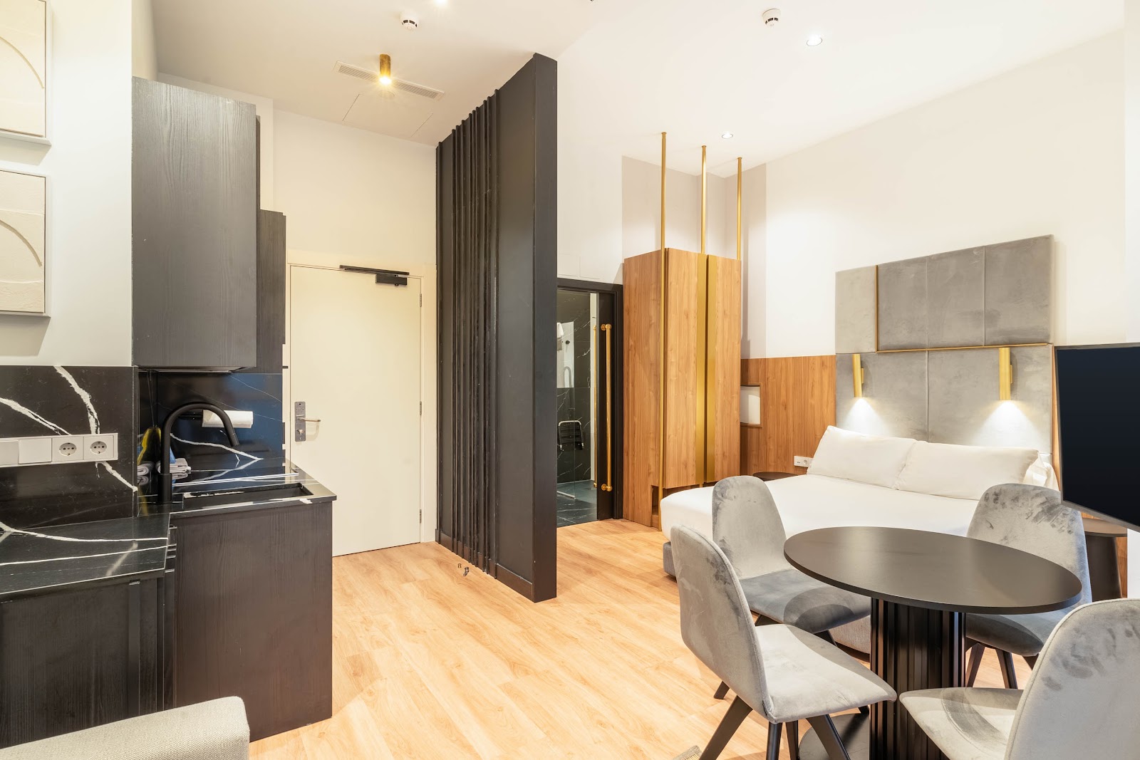 Limehome San Sebastian Zubieta Kalea photo 7, apartment accommodation in San Sebastian on the Camino del Norte
