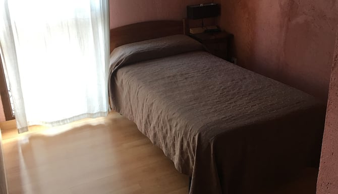 Hostal Sahagún photo 5, guesthouse accommodation in Sahagún on the Camino Frances