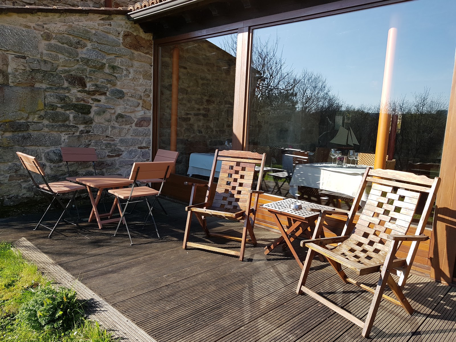 Rectoral de Lestedo, accommodation listing in Os Valos on the Camino Frances