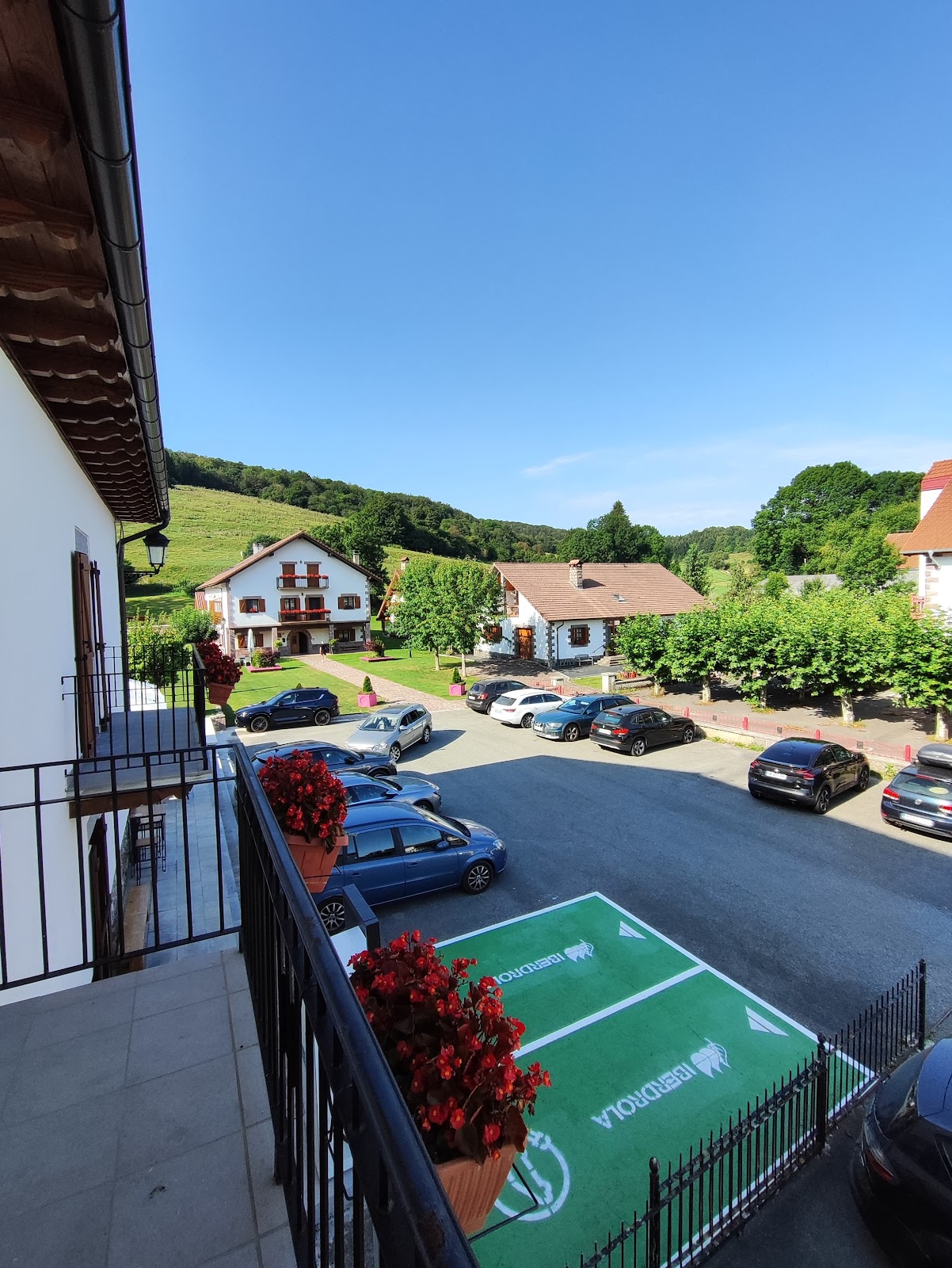 Basque Irati photo 9, hotel accommodation in Espinal on the Camino Frances