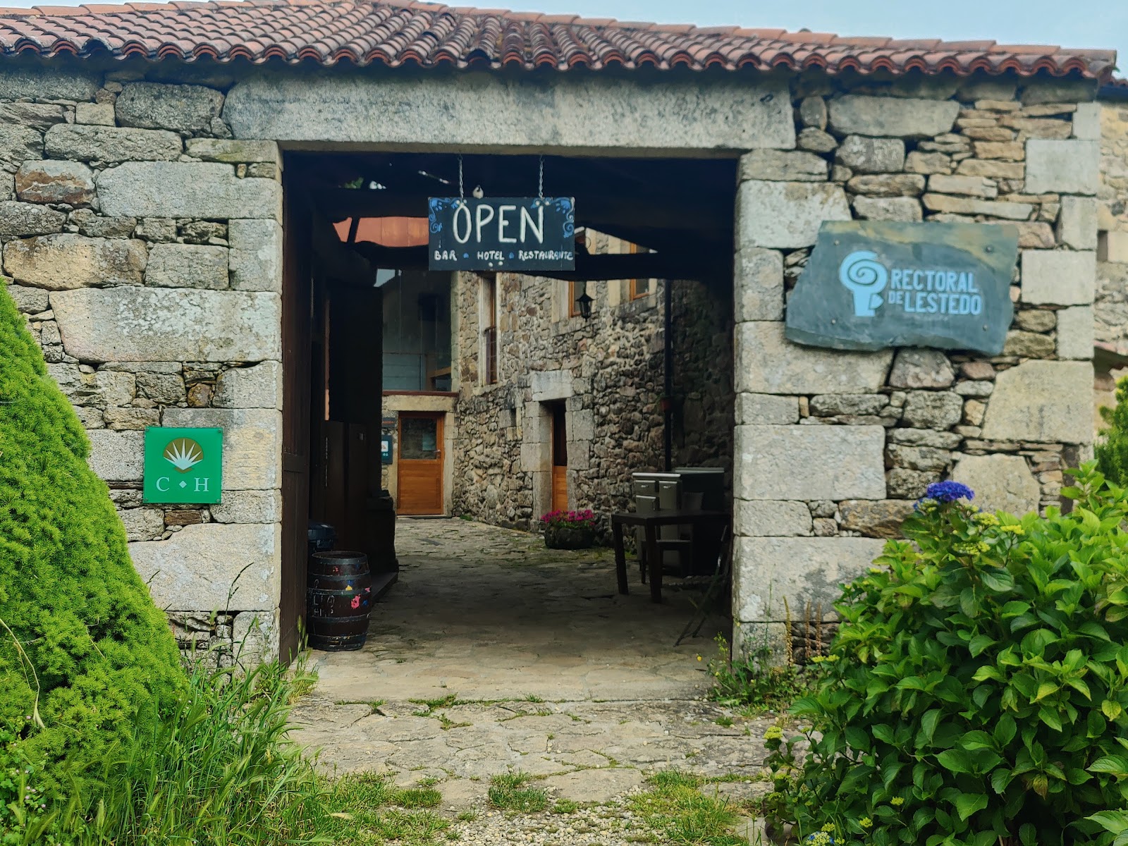 Rectoral de Lestedo photo 4, accommodation listing in Os Valos on the Camino Frances